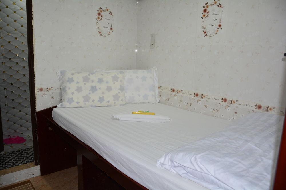 Everest Hostel Hong Kong Extérieur photo