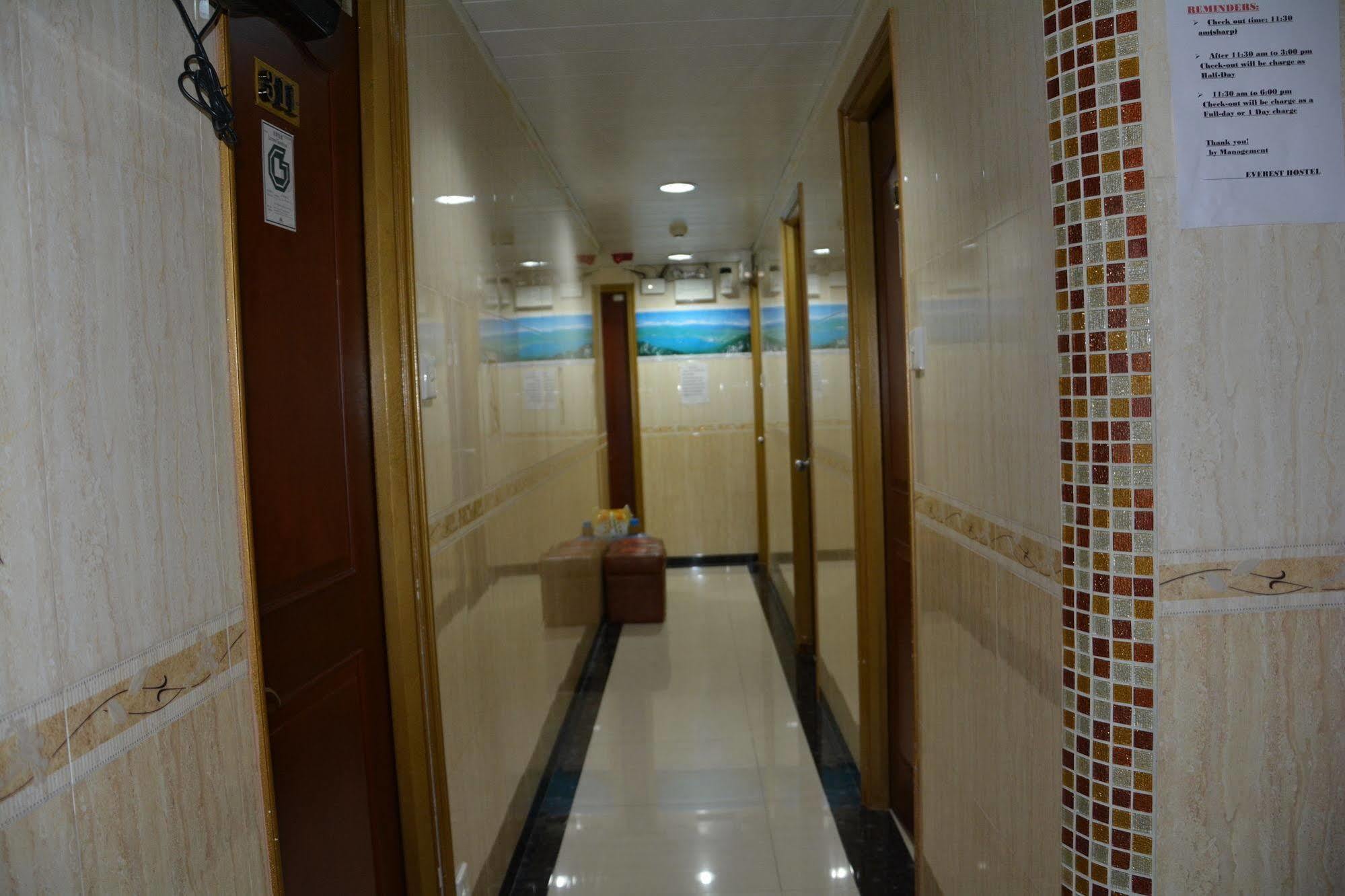 Everest Hostel Hong Kong Extérieur photo